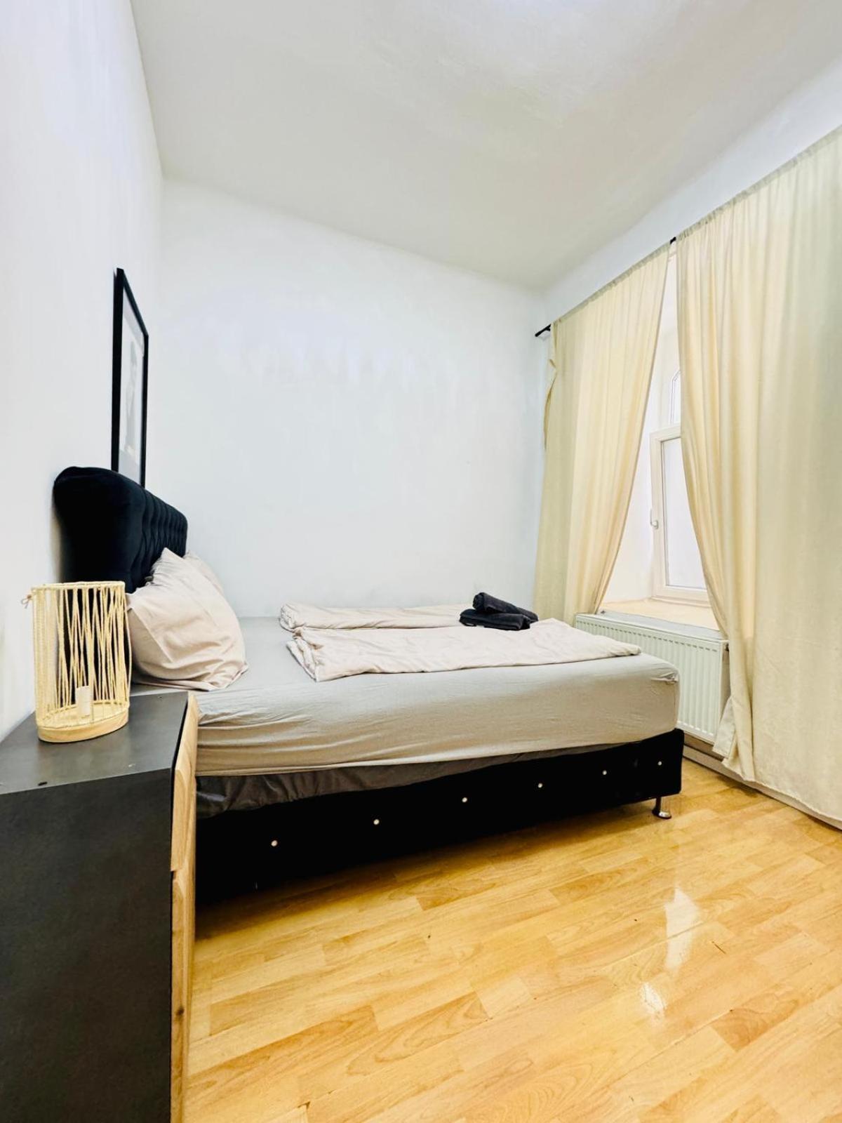 Comfy Rooms In A Shared Apt, 8Min To Rathausplatz Wiedeń Zewnętrze zdjęcie