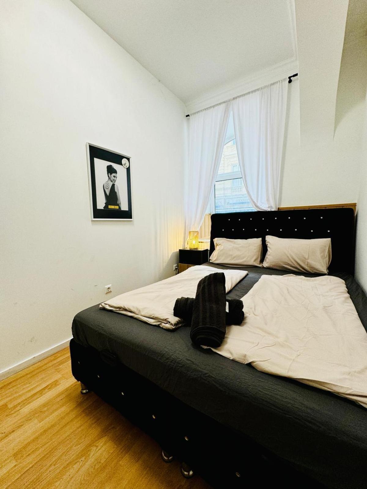 Comfy Rooms In A Shared Apt, 8Min To Rathausplatz Wiedeń Zewnętrze zdjęcie